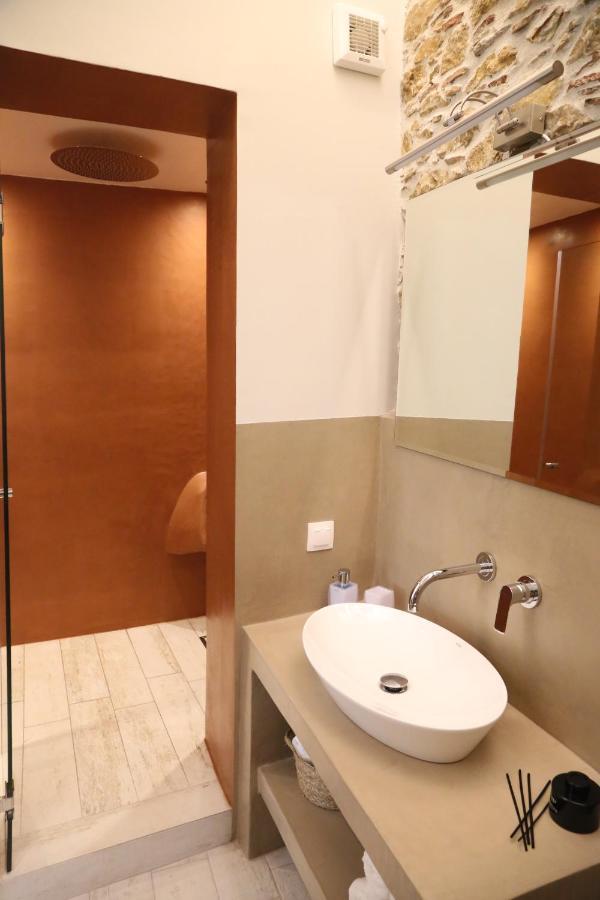 One Suite Syros Ermoupoli Exterior photo